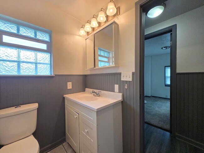 Building Photo - 2832 Rushland Dr