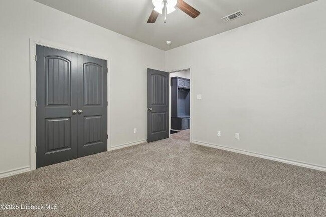 Building Photo - 5303 Lehigh St