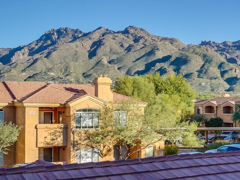 Building Photo - 7050 E Sunrise Dr
