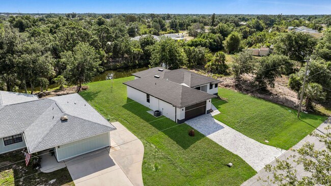 Building Photo - Be the first in occupy this 2026 constructed home in city of Englewood, FL! Qualify for a deposit...