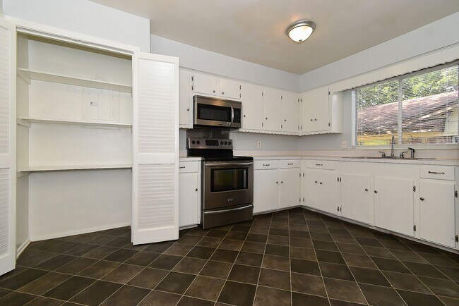 Building Photo - 6508 Finch-House