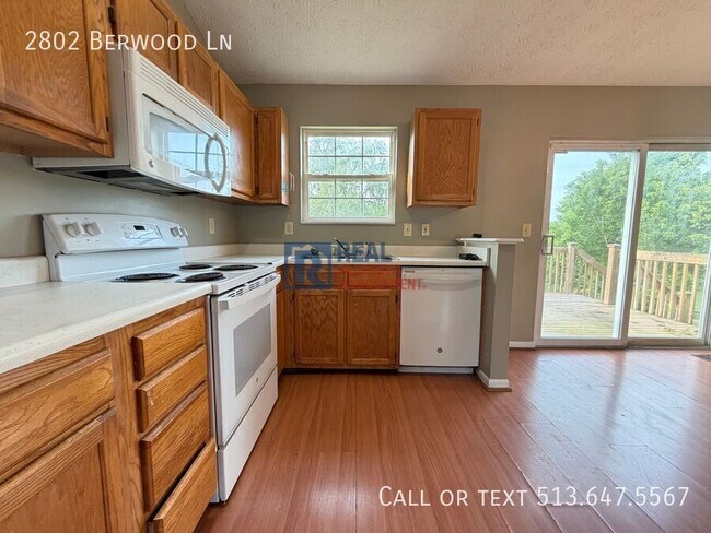 Building Photo - 2802 Berwood Ln