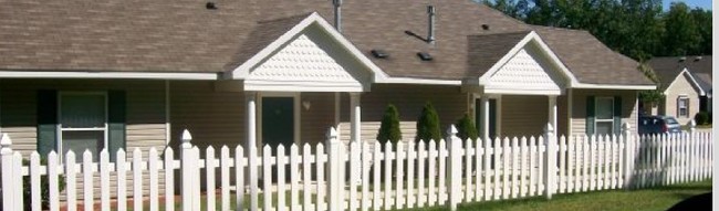 Primary Photo - Bridgton Place Townhomes