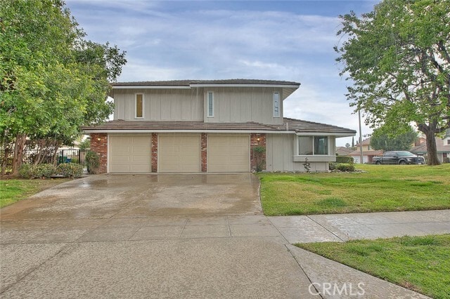 Building Photo - 626 W Camino Real Ave