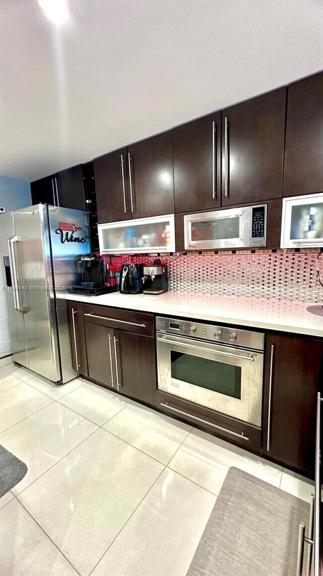 Building Photo - 18880 NW 57th Ave