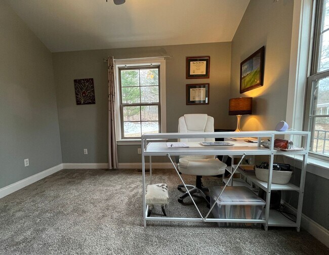 Building Photo - Lakefront Living in Lyman, SC