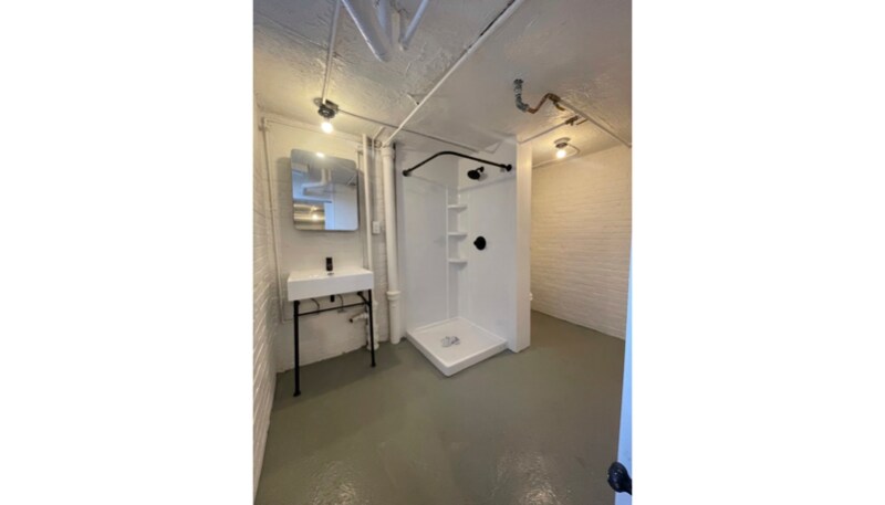 Building Photo - 127 Seward Ave