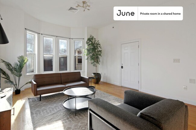 Building Photo - Room in Shared 4 bed/2 bath home