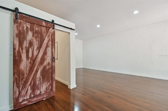 Building Photo - 1925 52nd St S