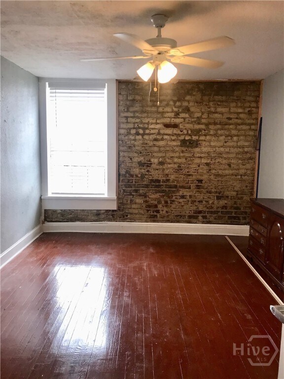 Building Photo - 41 Whitaker St