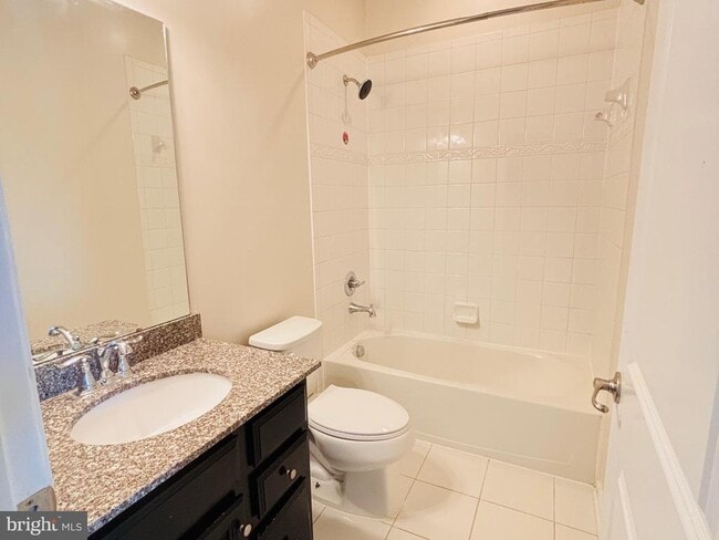 Building Photo - 9452 Ballard Green Dr