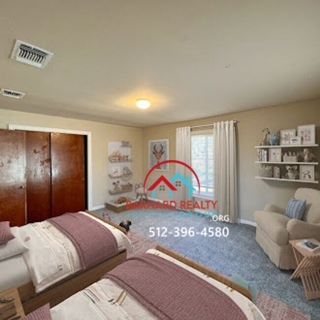 Building Photo - Available March 21: 3 Bed/2 Bath in Established Neighborhood