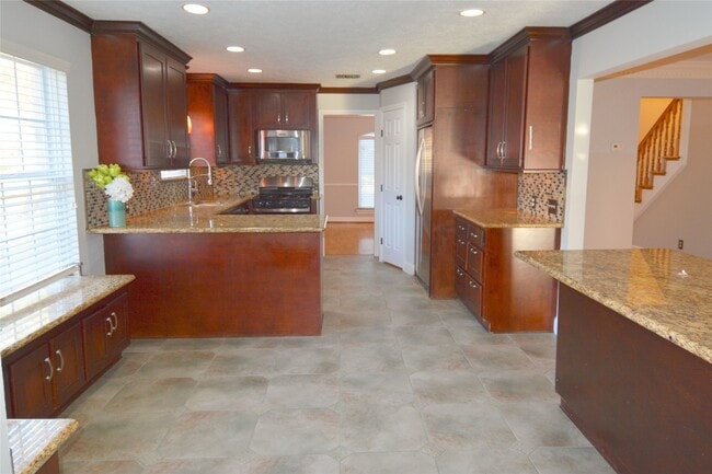 Building Photo - 14830 La Rana Dr