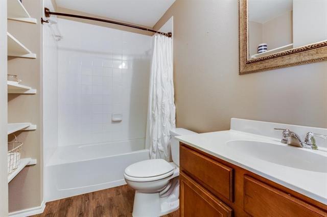 Building Photo - 1100 Cedar Hollow Dr