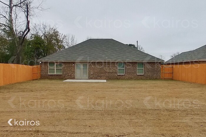 Building Photo - 782 Heather Dr