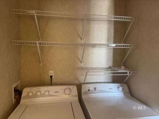 Building Photo - 18 Lea Ln