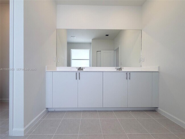 Building Photo - 13202 SW 189th Ter