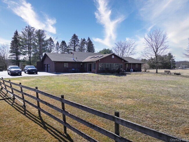 Building Photo - 565 Prosperous Valley Rd