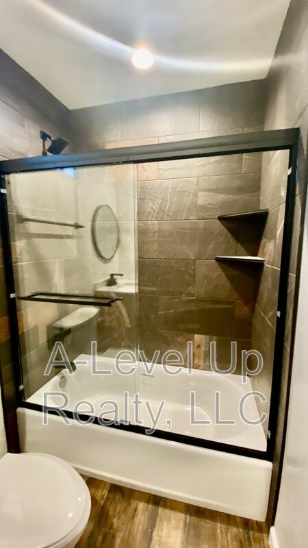 Building Photo - 2341 S 3rd Ave