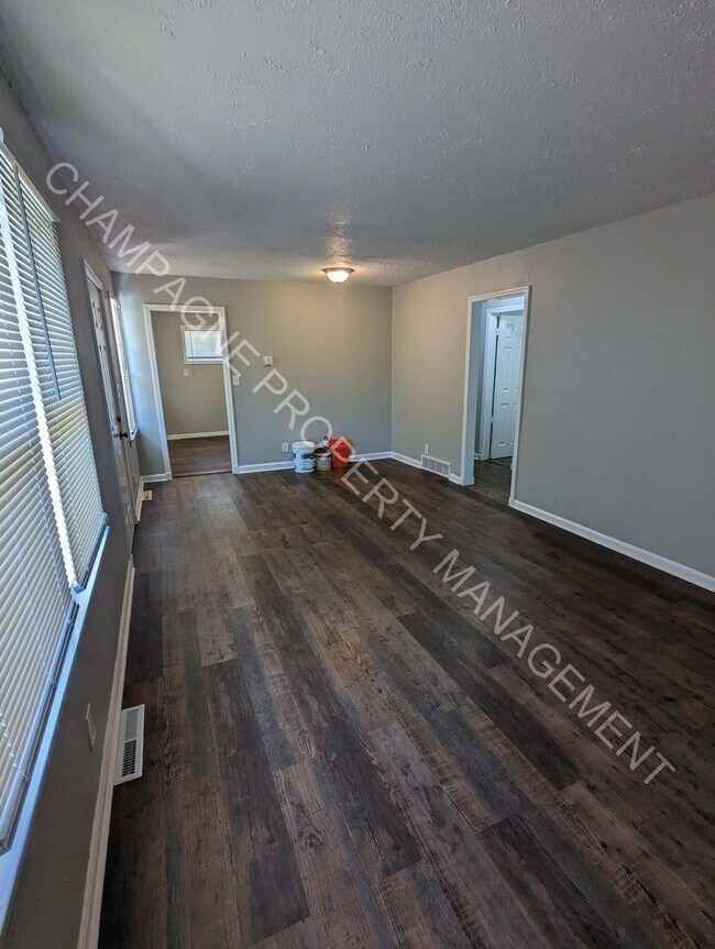 Building Photo - Updated Single Family Home