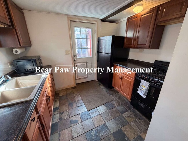 Building Photo - "Charming 2-Bedroom in Idledale!"