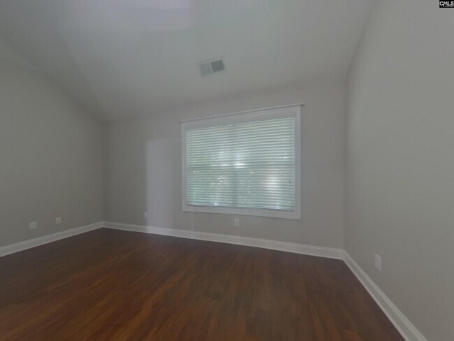 Building Photo - 141 Park Ridge Way