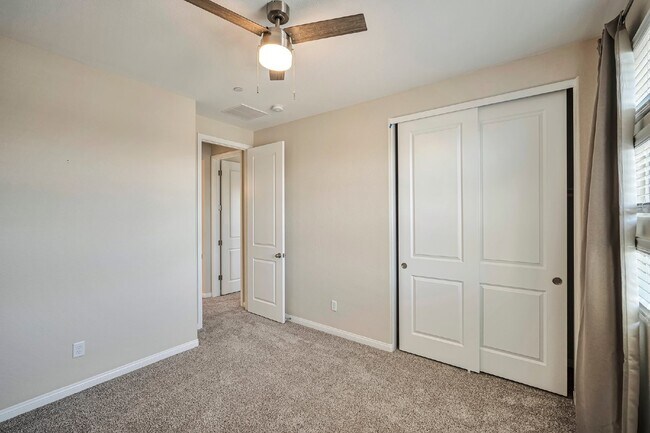 Building Photo - 780 Aurora Vale Pl