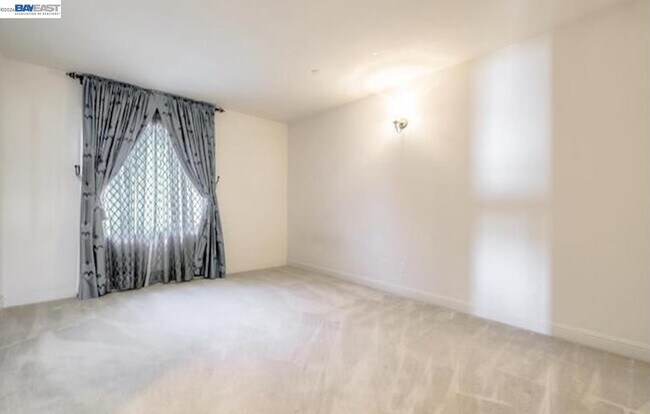 Building Photo - 1111 Hawkshead Cir