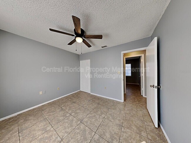 Building Photo - 3240 Butterfield St