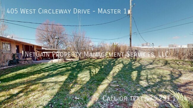 Building Photo - 405 Circleway Dr