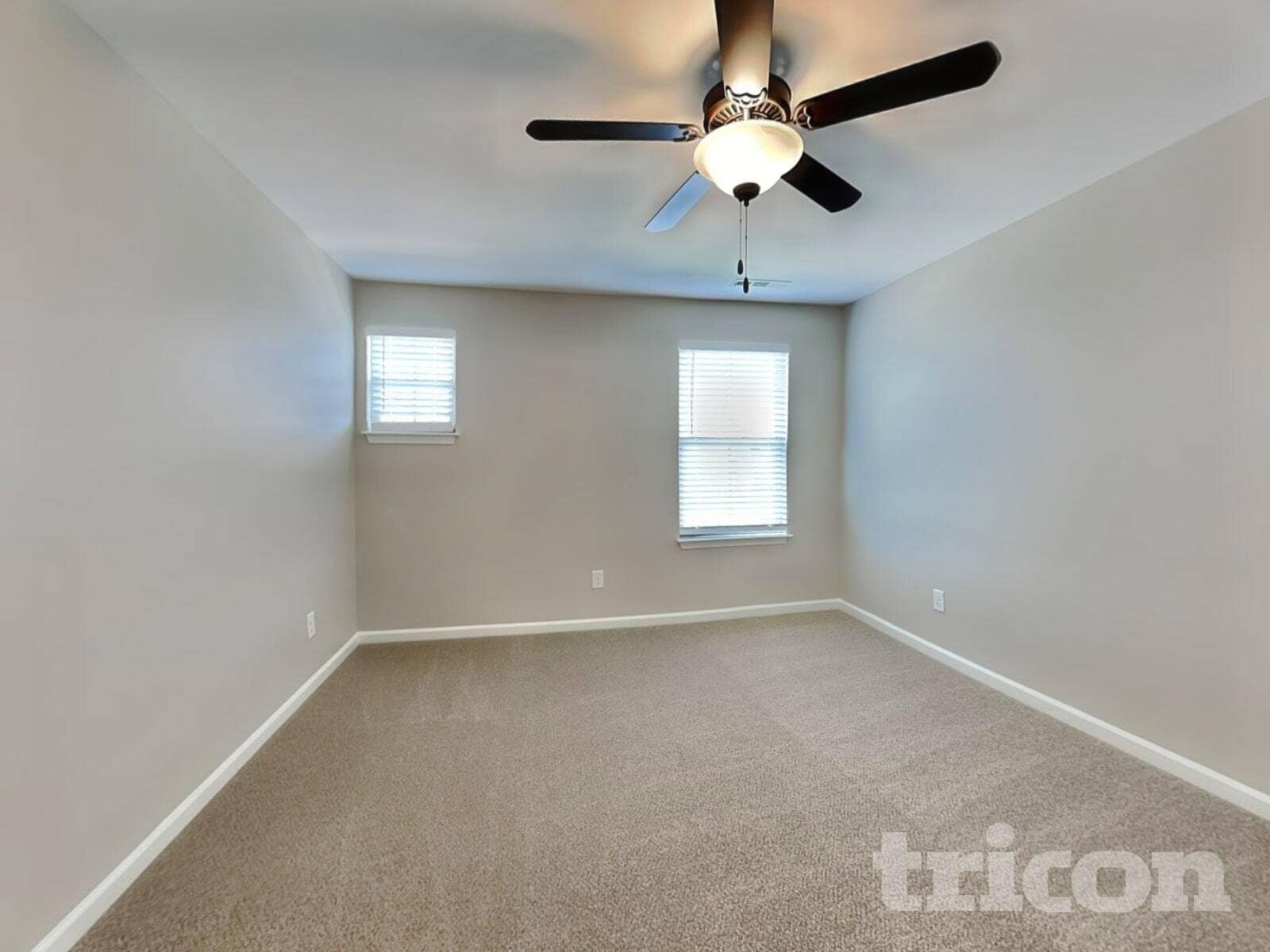 Building Photo - 1050 Paddock Park Cir
