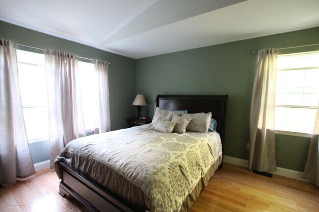 Building Photo - 21 Canidae Ct