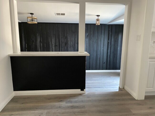 Step down den - 17423 Burbank Blvd