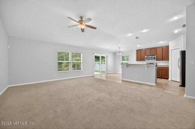 Building Photo - 112 Glenlivet Way