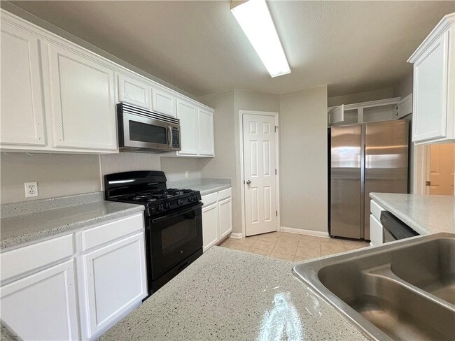 Building Photo - 110 Cotton Creek Way
