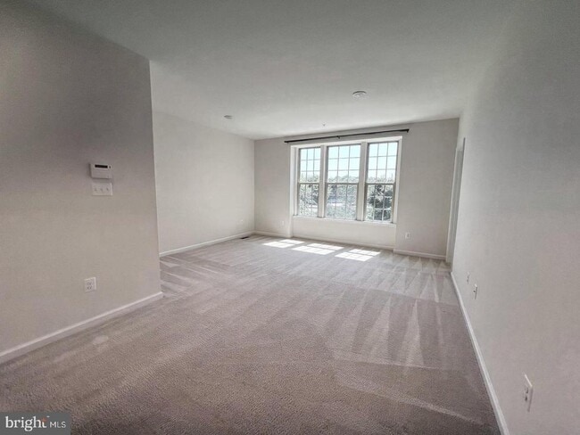 Building Photo - 8005 Orchard Grove Rd