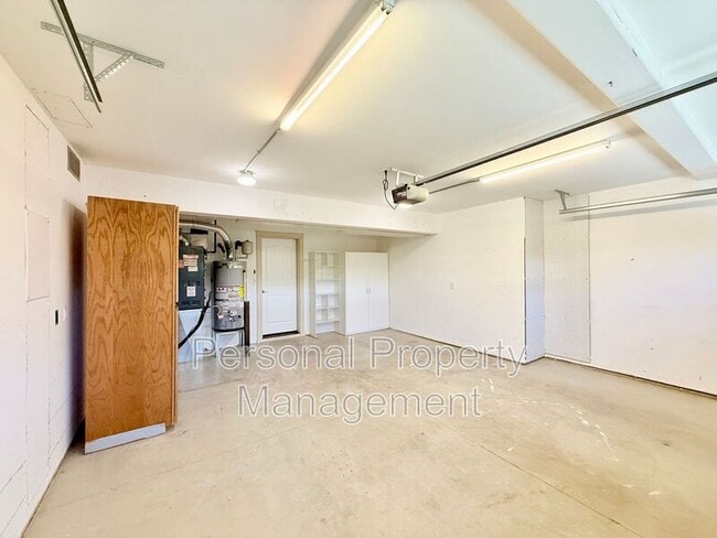 Building Photo - 5322 NE 95th St