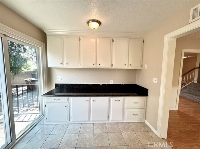 Building Photo - 2319 La Sierra Way
