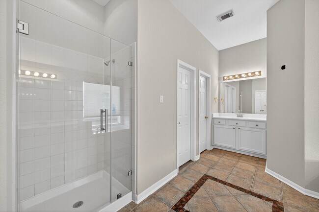 Building Photo - 3918 Abbeywood Dr