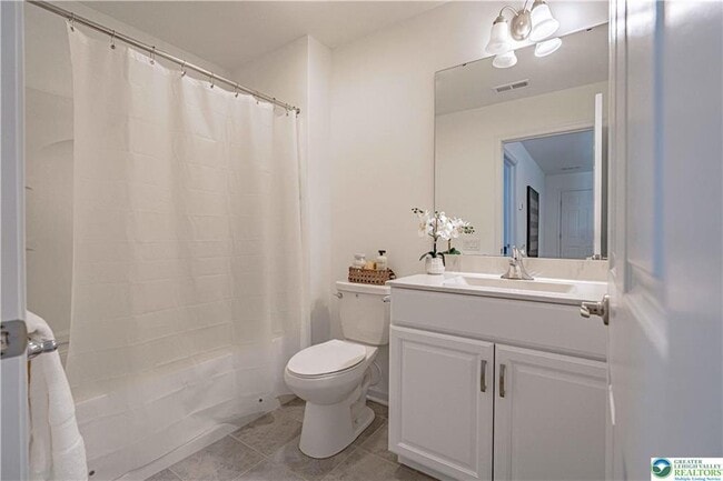 Building Photo - 3855 Victors Way