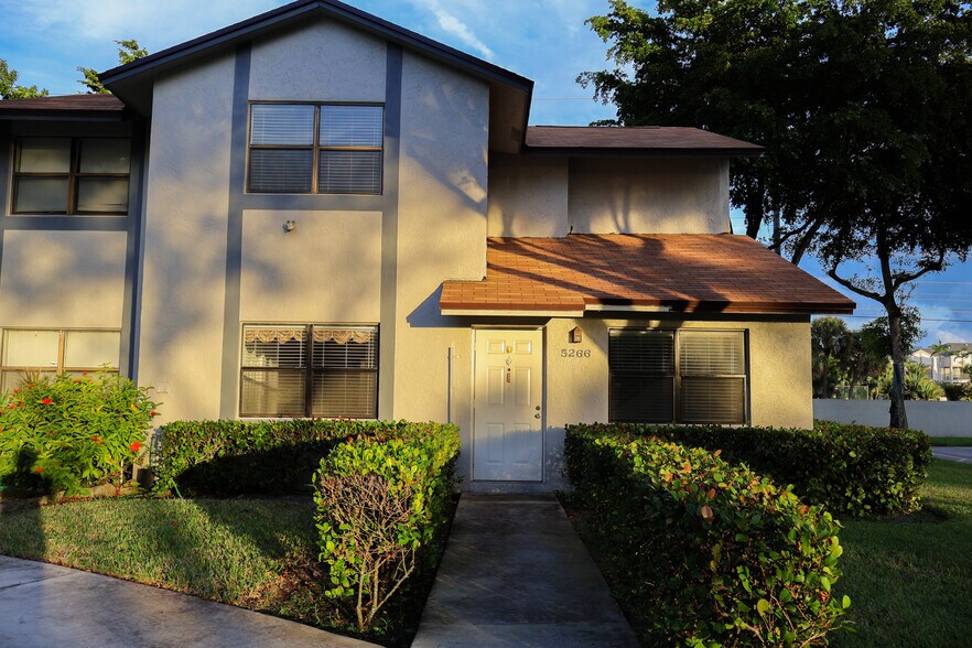 Building Photo - 5266 Gate Lake Rd