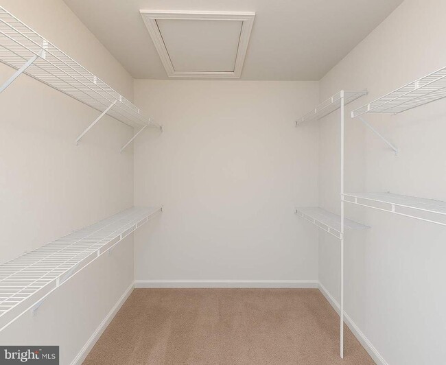Building Photo - 13925 Lullaby Rd