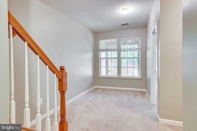 Building Photo - 43103 Forest Edge Square