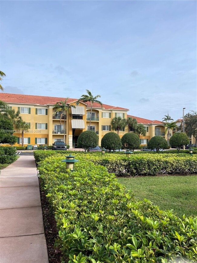 Building Photo - 7240 NW 114th Ave