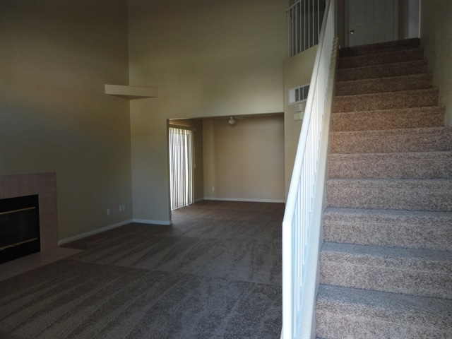 Building Photo - 207 Luninborg St