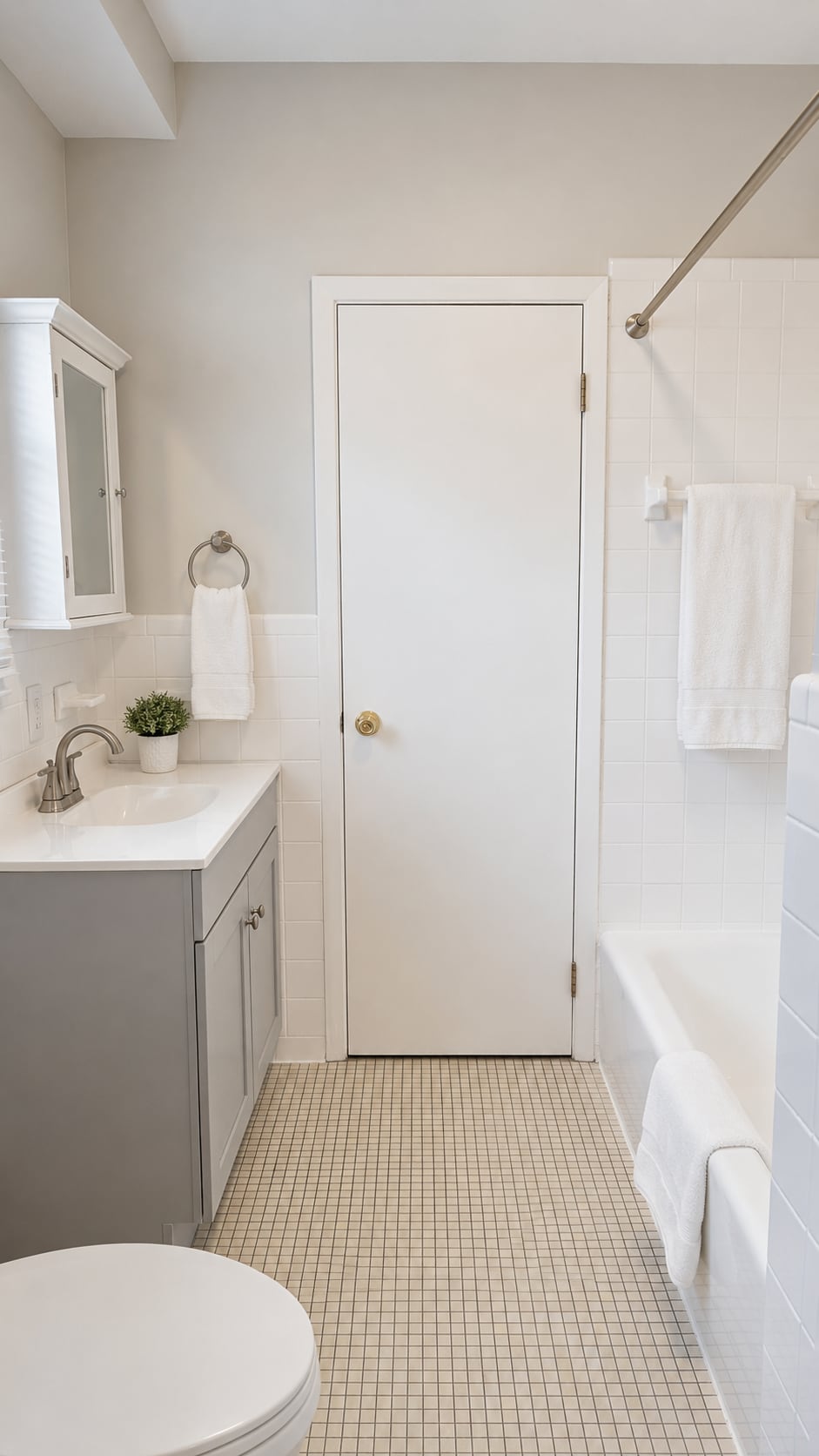Bathroom - 18 Fairfield Ave
