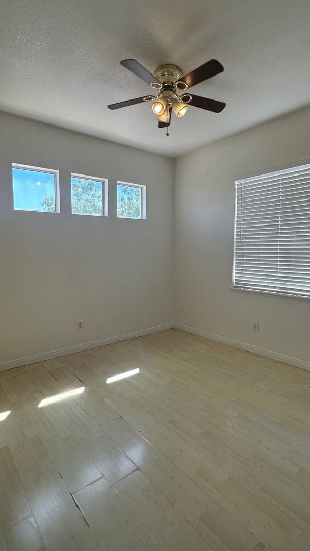 Building Photo - SUMMERLIN HOME WITH 5 BEDROOMS (INCLUDE SOME UTILITIES)