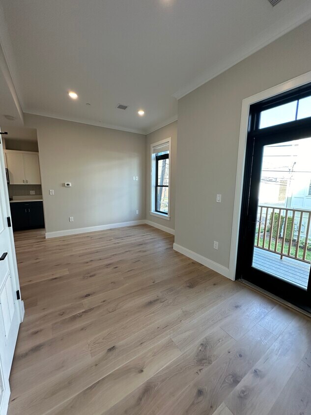 Building Photo - 161 Allston St