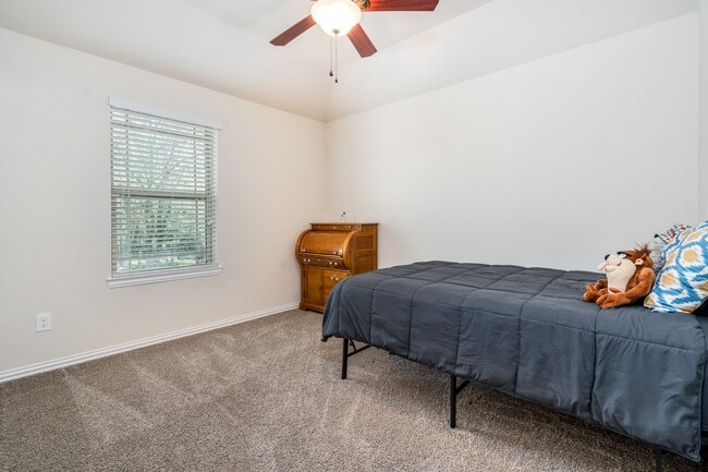 Building Photo - 17823 Dappled Walk Way