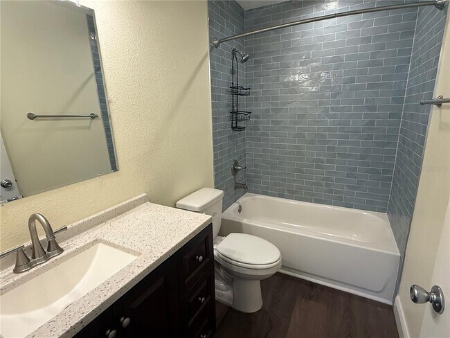 Building Photo - 514 Longfellow Ct